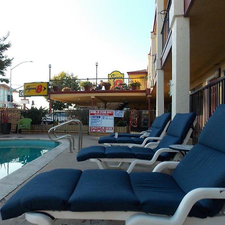 Super 8 By Wyndham Santa Cruz Beach Boardwalk Luaran gambar