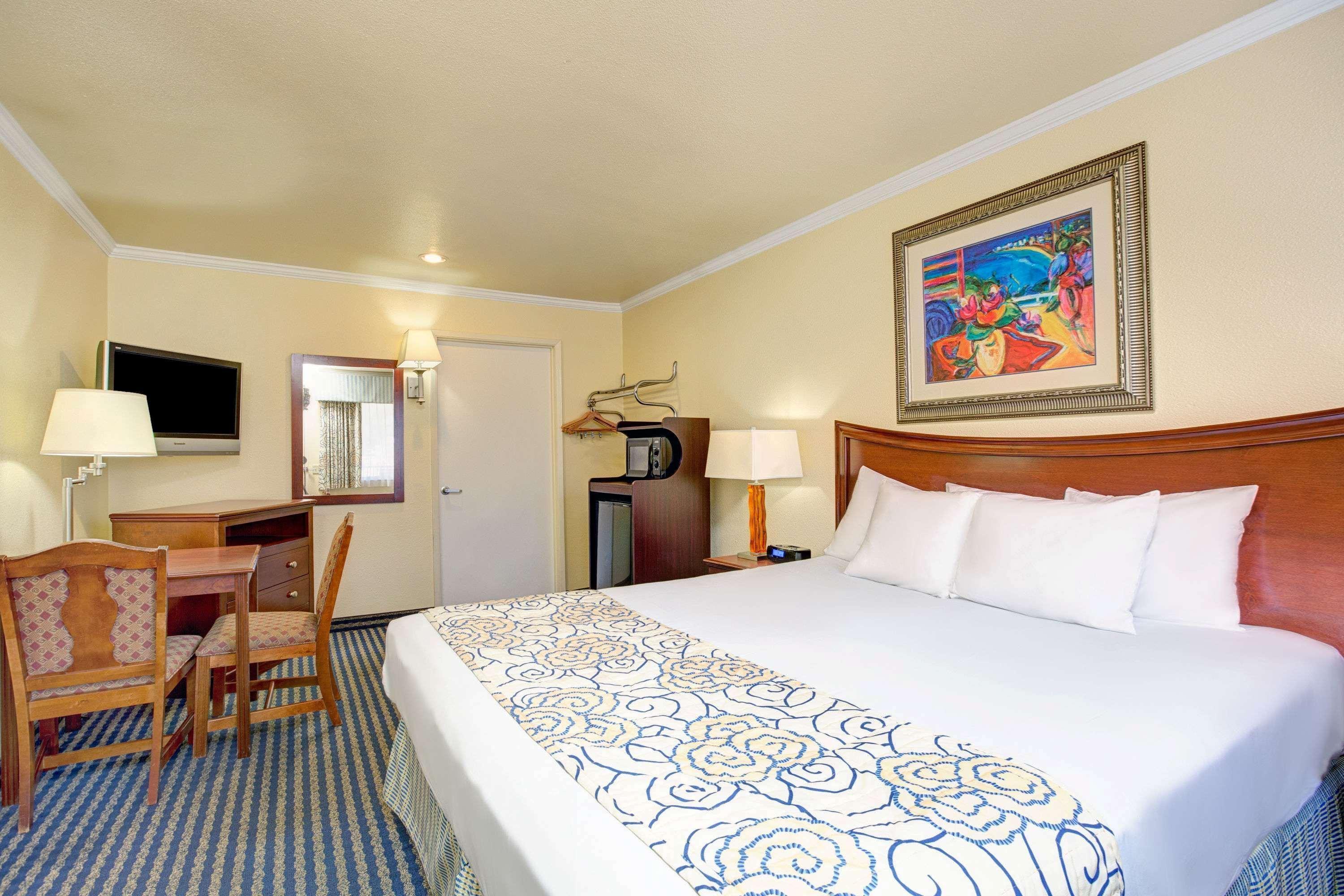 Super 8 By Wyndham Santa Cruz Beach Boardwalk Luaran gambar